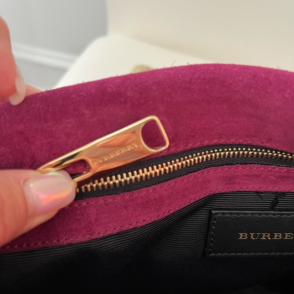 💯 Authentic Burberry Leather Shoulder bag/Clutch - Picture 14 of 16